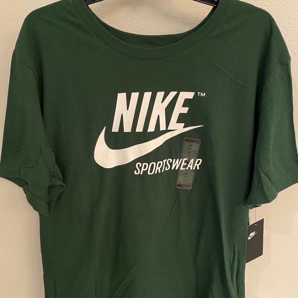 Nike Sportwear Dark Green T-Shirt XL